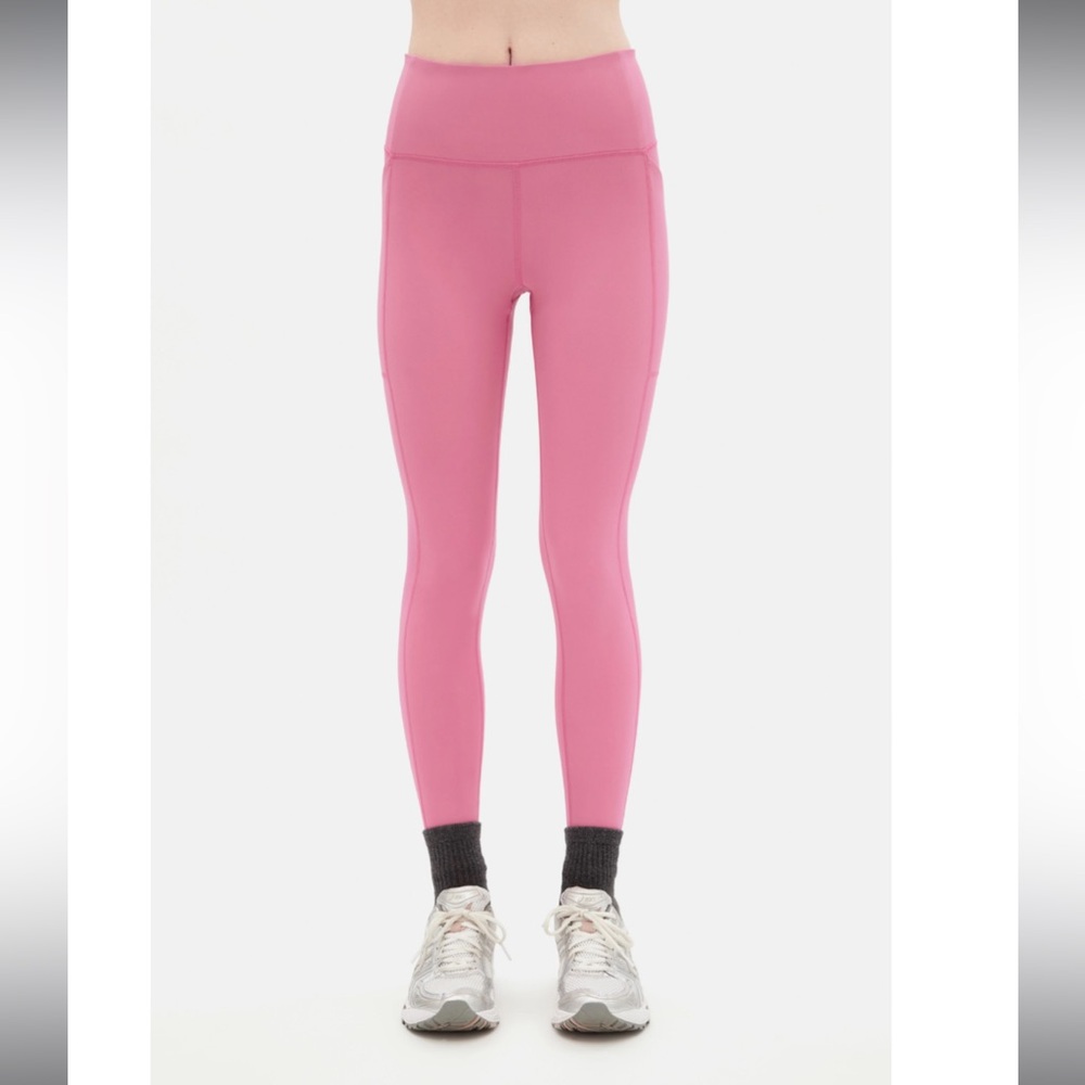 Girlfriend Collective Pocket Leggings in Chateau - Picture 1 of 3